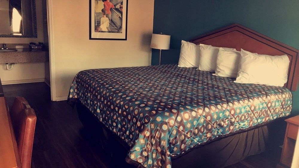 Winton Inn & Suites Barnwell Buitenkant foto
