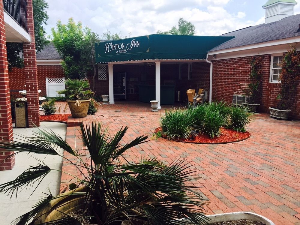 Winton Inn & Suites Barnwell Buitenkant foto